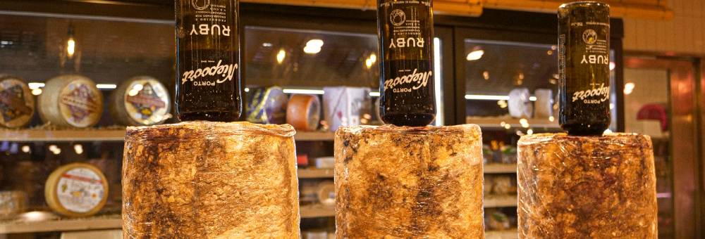 T’ensenyem com macerem el formatge Stilton