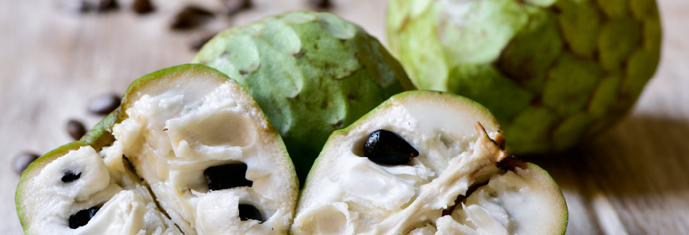 La chirimoya, una fruta de temporada rica en vitamina C