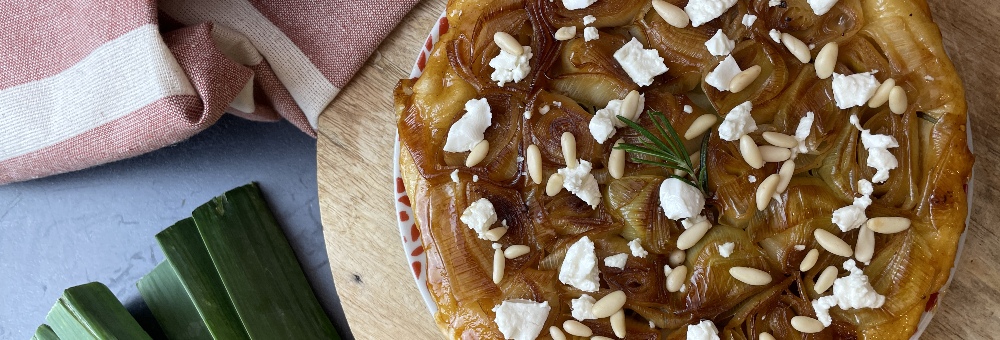 Tatin de porros amb formatge de cabra, una recepta irresistible